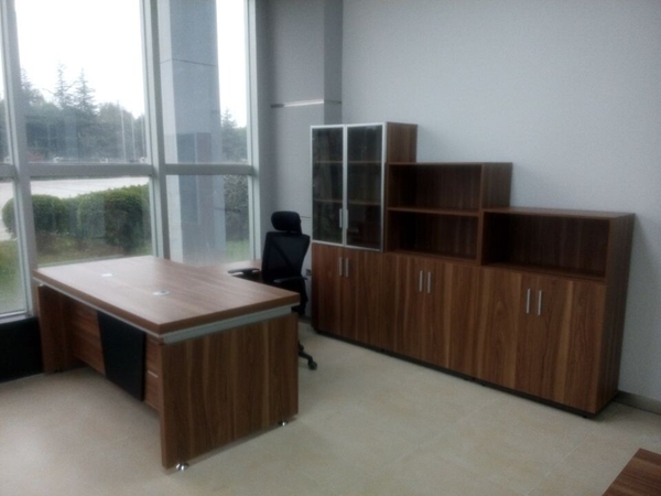 海特实业有限公司主管区办公家具-香蕉成人在线网站欧迪工程案例