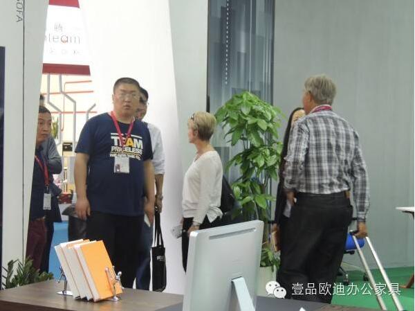 回顾香蕉成人在线网站欧迪办公家具2015年广州家具展盛况