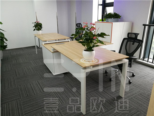 江苏京东成都分公司交互完成-香蕉成人在线网站欧迪成都办公家具工程案例
