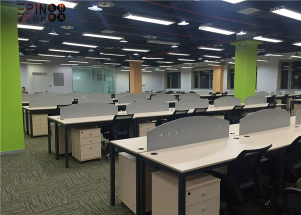 安科思科技有限公司职员区办公家具——香蕉成人在线网站欧迪工程案例